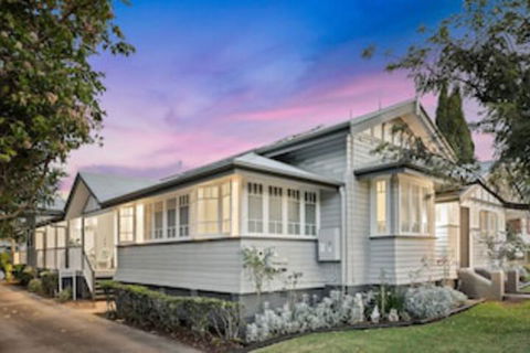 Elindale House Bed & Breakfast - Lennox Head Accommodation 0