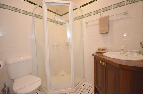Central Springs Inn - Lennox Head Accommodation 5