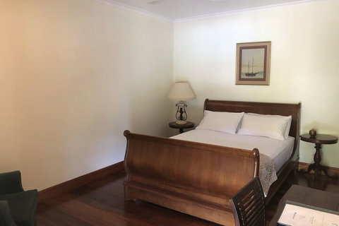 Daintree Manor Bed & Breakfast - Lennox Head Accommodation 2