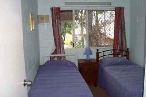 Coral Reef Apartments - Lennox Head Accommodation 4