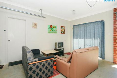 All Seasons Port Elliot Holiday House - Lennox Head Accommodation 2