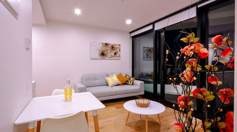 Astra Apartments Glen Waverley At Galleria - Lennox Head Accommodation 5