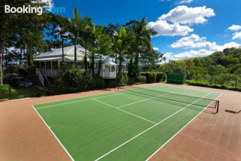 Sunrise At Sanquar Noosa Hinterland - Lennox Head Accommodation 1