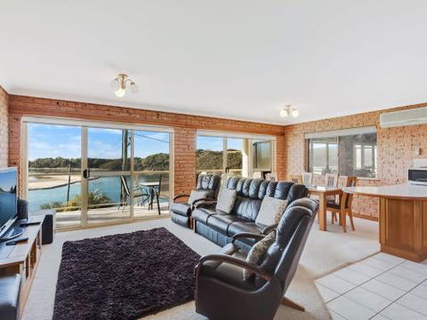 Grand Pacific 2 Unit 2 - Lennox Head Accommodation 5