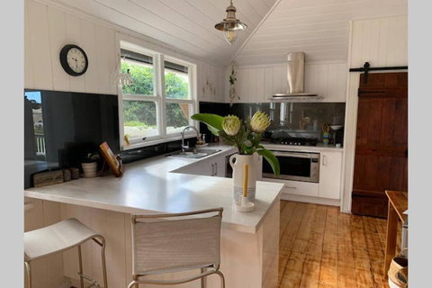 Stunning Queenslander - Lennox Head Accommodation 5