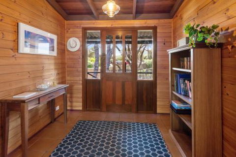 Coleys Beach House Yallingup - Lennox Head Accommodation 5
