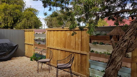 Red Ochre â€“ Large 1BR With Private Courtyard - Lennox Head Accommodation 6