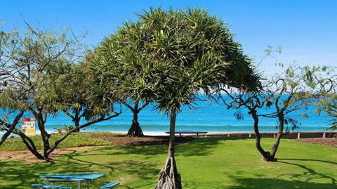 Kings Beach Ocean Front Views Private Balcony Overlooking Kings Beach - Lennox Head Accommodation 5