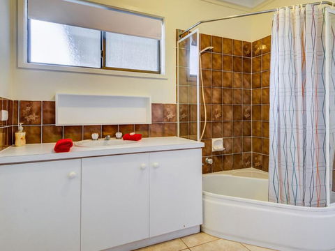 Cuttriss By The Beach - Lennox Head Accommodation 4