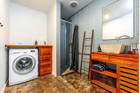 SUNSET BEACH SHACK On SURF - Lennox Head Accommodation 1