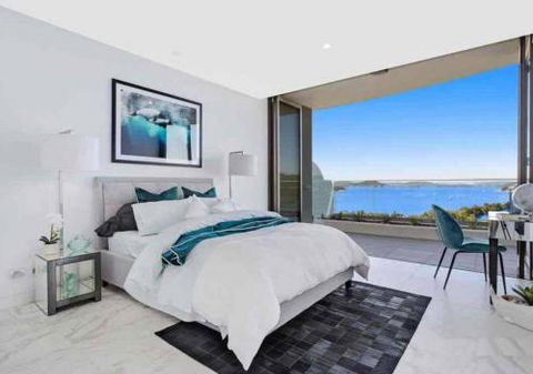 Stylish Penthouse With Views & Jacuzzi - Lennox Head Accommodation 4