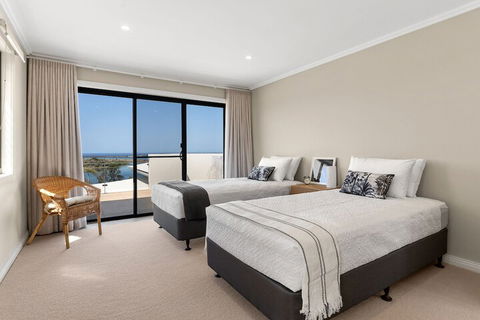 Shawhaven - Lennox Head Accommodation 4
