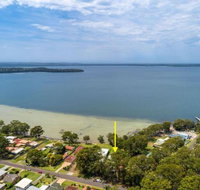 Four Loralyn on the water St. Georges Basin 4pm Check Out Sundays - Lennox Head Accommodation