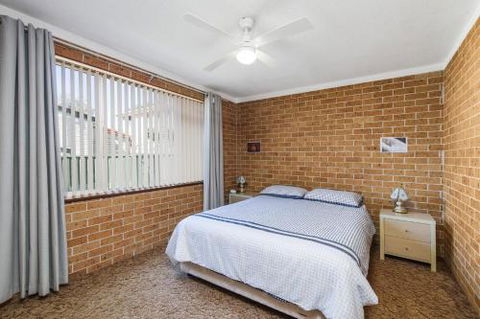 6 Of 12 To 14 Crisallen Street Port Macquarie - Lennox Head Accommodation 4