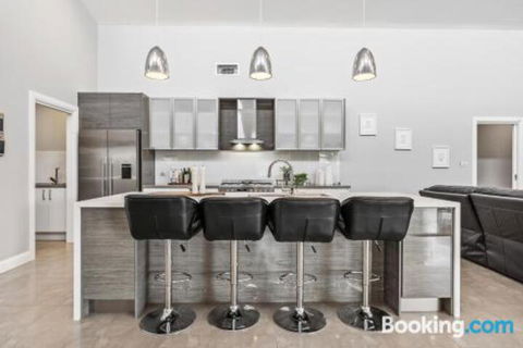 Wentworth Estate 5 Bedroom Luxury Home Sleeps 12 - Lennox Head Accommodation 2