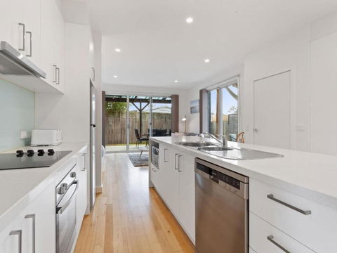 NORMANBY Coastal FREE WIFI & NETFLIX - Lennox Head Accommodation 4