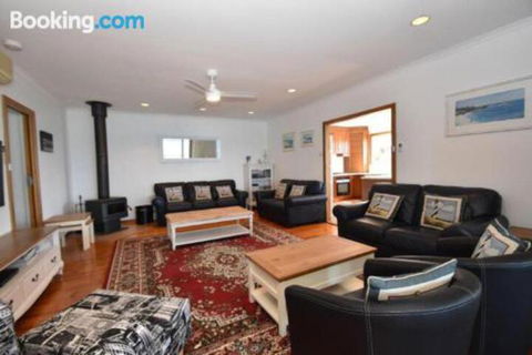 Miramar At Penneshaw KI - Lennox Head Accommodation 3
