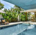 Vista Hillview Family Villa - Lennox Head Accommodation