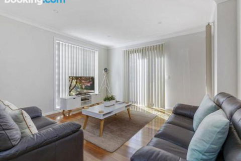 SURF BEACH DREAMS Kiama & Surrounds 4pm Check Out Sundays - Lennox Head Accommodation 2