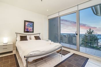 Penthouse Liberty Towers - Lennox Head Accommodation 2