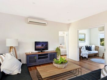 Bali Blue - Lennox Head Accommodation 0