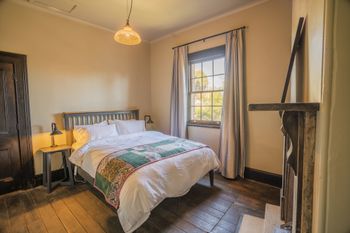 Hill End Historic Cottages - Lennox Head Accommodation 3
