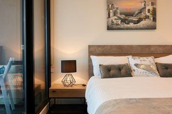 Stunning Harbour & City View Loft - Lennox Head Accommodation 4
