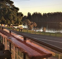 Wallis View Lakeside Family Retreat - Lennox Head Accommodation