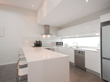 Boat Harbour Holiday 10 Noamunga Street - Lennox Head Accommodation 6