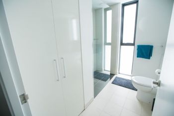 Spacious Apartment Close To Melbourne CBD - Lennox Head Accommodation 5