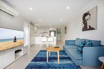 Cotton Tree Modern Apartment - Lennox Head Accommodation 2