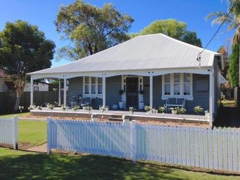 Edgeworth Street Manor - Lennox Head Accommodation 0