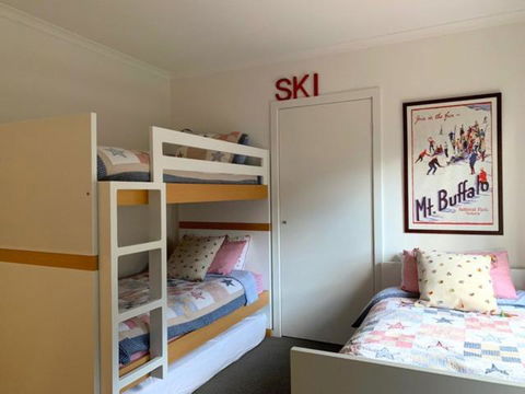 Reindeer 6 - Lennox Head Accommodation 1