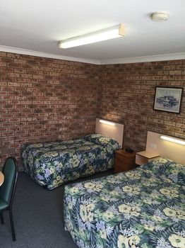 Dragon & Phoenix Motel - Lennox Head Accommodation 3