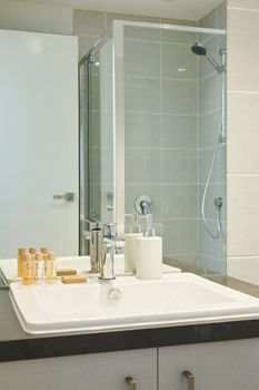 Spacious & Bright 1 Bedroom Apartment - Lennox Head Accommodation 1