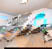 Hibiscus Court Unit 4 - Lennox Head Accommodation