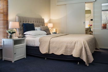 Lake Como Studio Daylesford - Lennox Head Accommodation 5