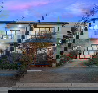 Villa De Marseilles - Melbourne - Lennox Head Accommodation