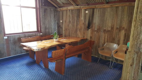 Royal Hotel Tenterfield - Lennox Head Accommodation 1