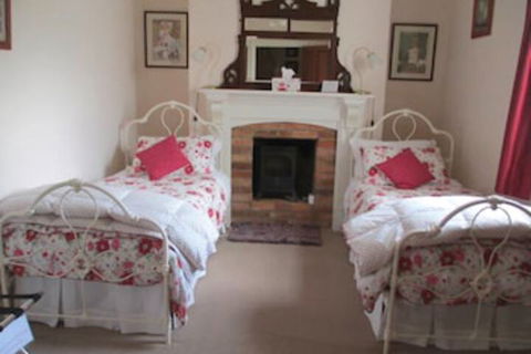 Cottage On Gunning - Lennox Head Accommodation 5