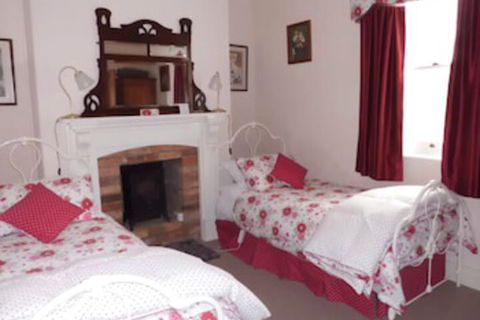 Cottage On Gunning - Lennox Head Accommodation 7