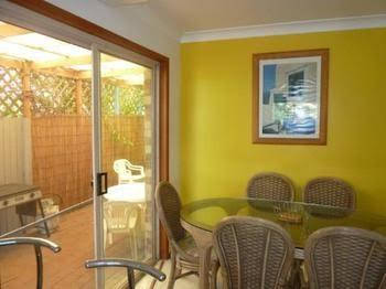 Sails Beach House Apartments Pottsville Beach - Lennox Head Accommodation 3