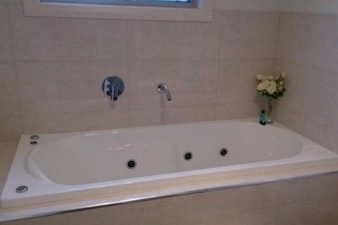 Annabelles Cottage - Lennox Head Accommodation 5