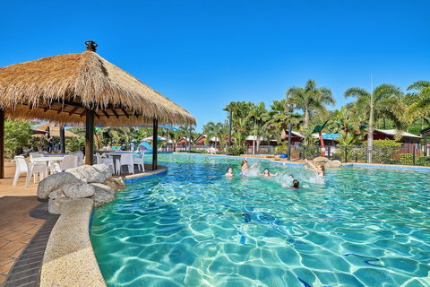 Cairns Coconut Holiday Resort - Lennox Head Accommodation 5