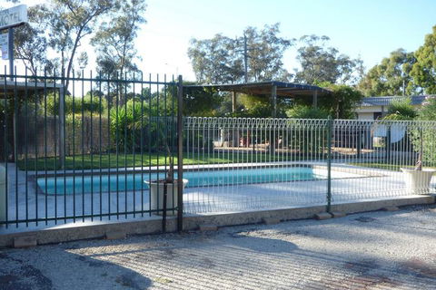 Calder Family Motel - Lennox Head Accommodation 4