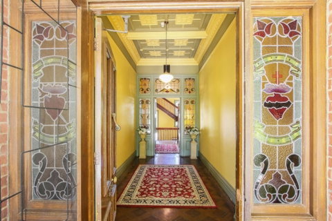 The Priory Beechworth - Lennox Head Accommodation 1
