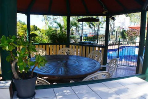 Charlton Apartments - Lennox Head Accommodation 0