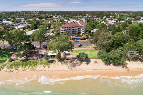 Charlton Apartments - Lennox Head Accommodation 5