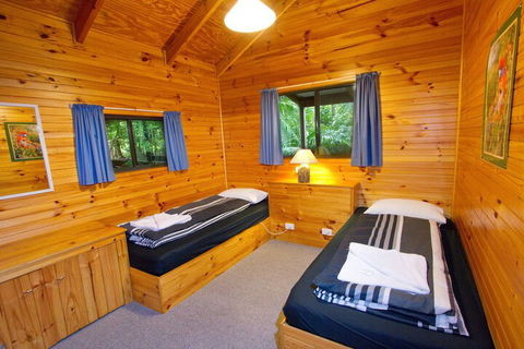 Mt Glorious Getaways - Lennox Head Accommodation 6