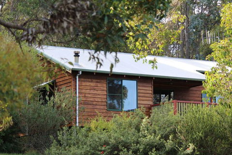 Misty Valley Country Cottages - Lennox Head Accommodation 1